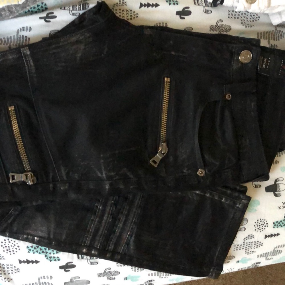 Men’s Krome studded jeans